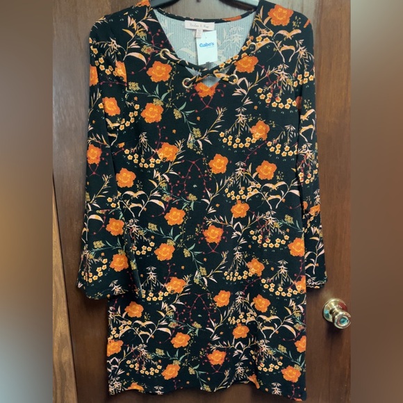 Harlow & Rose Tops - EUC - M - Harlow & Rose Top